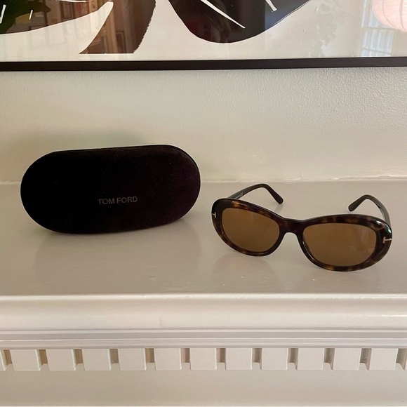 Polarized Tom Ford Elodie Sunglasses W/ Case - Picture 3 of 6